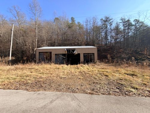 6770 Highway 1350, Sextons Creek, KY, 40983-4840 | Card Image