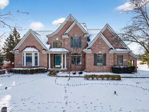 45653 Tournament Dr, Northville, MI, 48168-8581 | Card Image