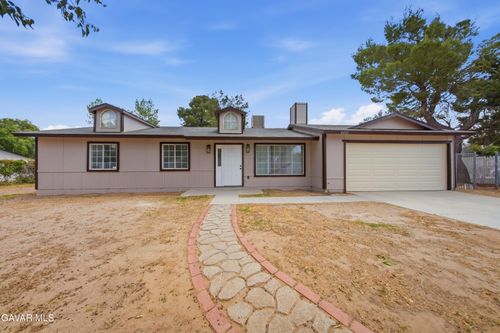41052 177th Street, Lancaster, CA, 93535 | Card Image