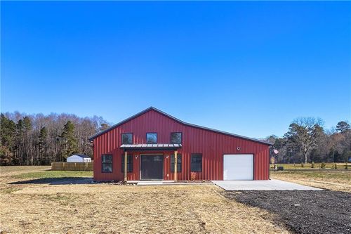 4+AC Wakefield Road, Courtland, VA, 23837 | Card Image