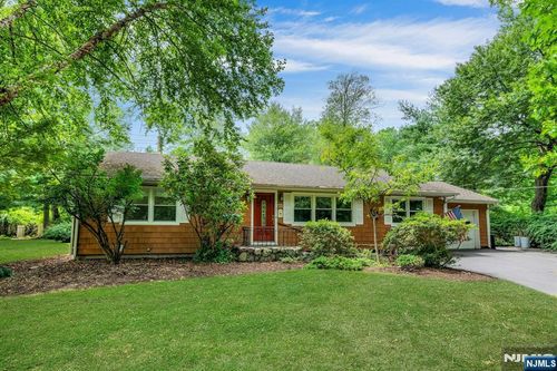 71 Greenwood Ave, Pequannock, NJ, 07440-1301 | Card Image