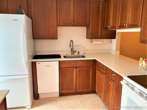 310-2615 Garden Drive N, Lake Worth, FL, 33461 | Card Image