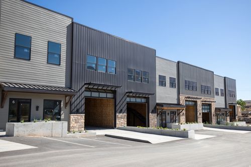 4-5852 N Queens Garden Rd, Mountain Green, UT, 84050 | Card Image