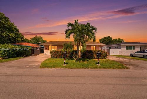 1419-1421-1419 Sw 76th Ct, Miami, FL, 33144-4455 | Card Image