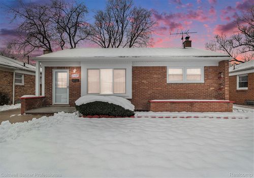 20089 Trinity St, Detroit, MI, 48219-1353 | Card Image