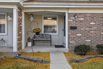 6260 W College Avenue, Condo with 2 bedrooms, 1 bathrooms and null parking in Greendale WI | Image 2