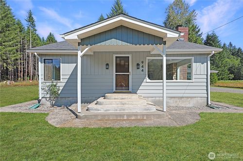 944 State Route 7, Morton, WA, 98356-9603 | Card Image