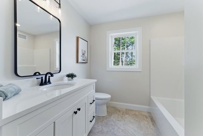 18 - 18 Nicols Way, Condo with 2 bedrooms, 2 bathrooms and 2 parking in Easthampton MA | Image 28