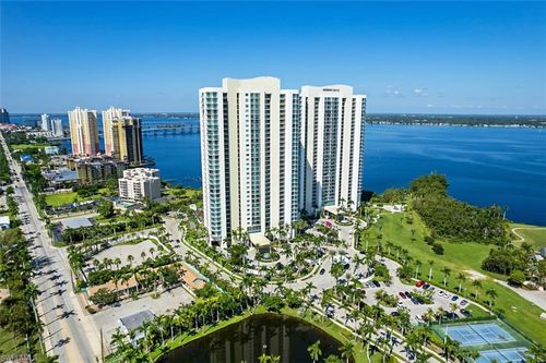 3000 Oasis Grand Blvd, FORT MYERS, FL, 33916-1524 | Card Image