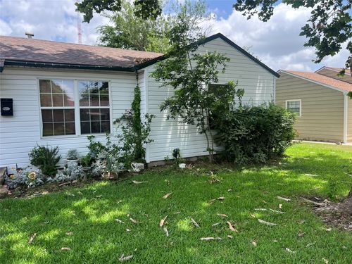 2124 Camden Drive, Garland, TX, 75041 | Card Image