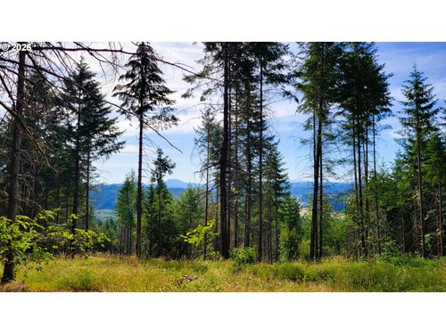 106-86830 Northill Ranch Rd, Eugene, OR, 97402-9299 | Card Image