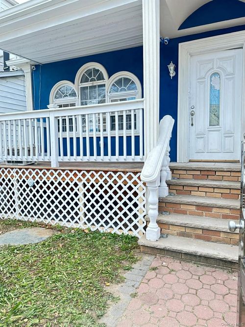 105 133rd St, South Richmond Hill, NY, 11419-3224 | Card Image