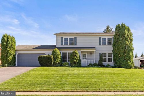 1930 Bretton Ln, YORK, PA, 17408-1586 | Card Image