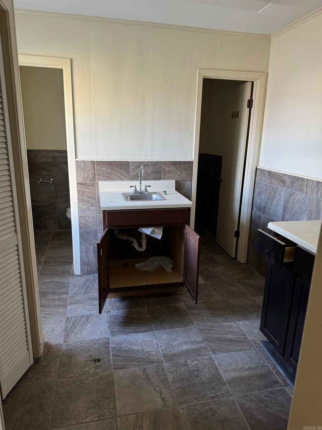201 W First Street, Home with 0 bedrooms, 0 bathrooms and 20 parking in West Helena AR | Image 9