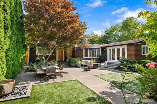 4510 48th Avenue Ne, Seattle, WA, 98105 | Card Image