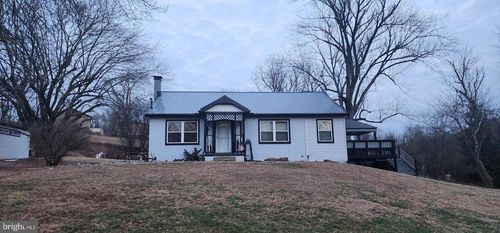 3370 Valley Rd, MARYSVILLE, PA, 17053-9518 | Card Image