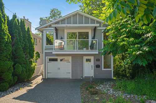 1911 Mahon Ave, North Vancouver, BC, V7M2T4 | Card Image