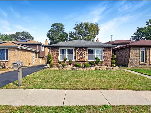 301 Cornell Ave, Calumet City, IL, 60409-1728 | Card Image