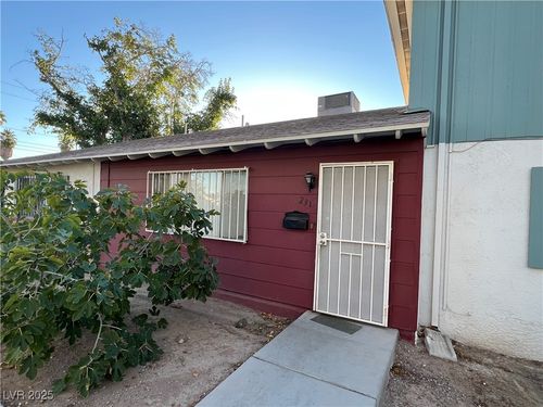 231 Greenbriar Townhouse Way, Las Vegas, NV, 89121-2467 | Card Image