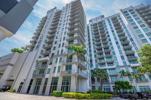unit-810-300 S Australian Ave, West Palm Beach, FL, 33401-5097 | Card Image