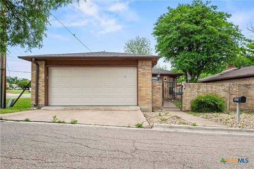 4020 River Oaks Cir, Temple, TX, 76504-3567 | Card Image