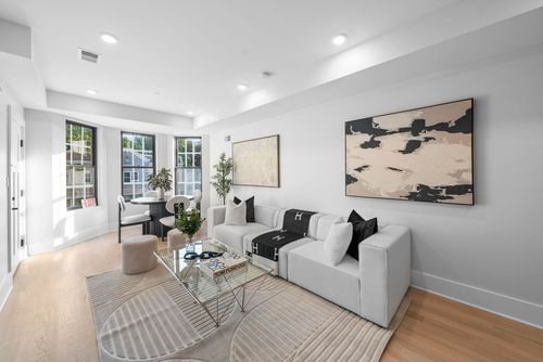 2-124 Glenwood Ave, Jersey City, NJ, 07306-5904 | Card Image