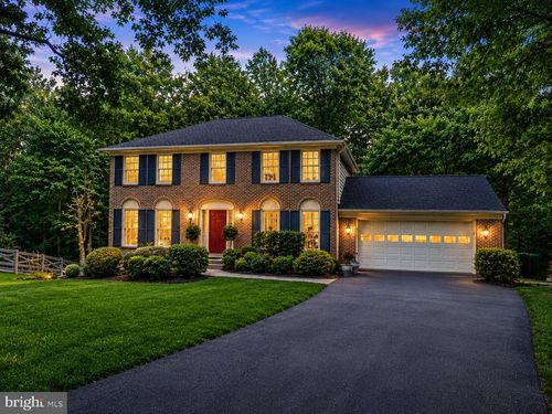 11180 Tattersall Trl, OAKTON, VA, 22124-1929 | Card Image