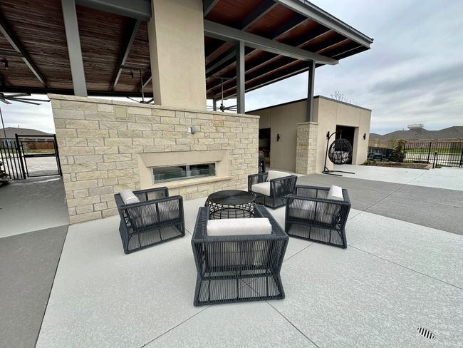 1709 Sparrow St, House other with 5 bedrooms, 4 bathrooms and null parking in Denton TX | Image 32