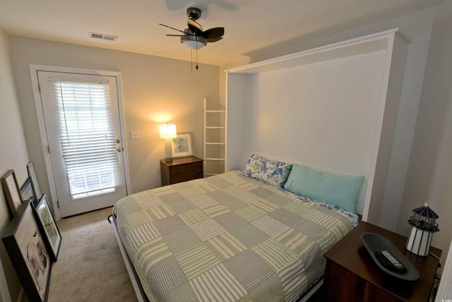 King sized Murphy Bed Conveys | Image 17