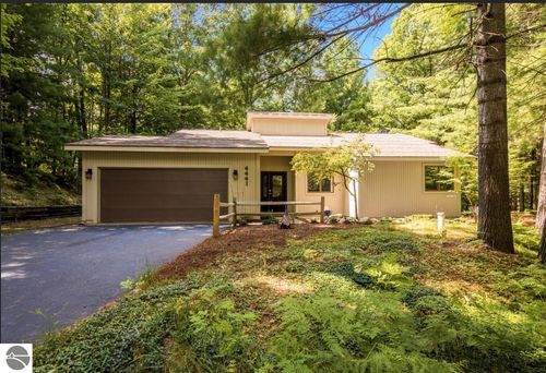 4441 E Timberwood Dr, Traverse City, MI, 49686-3837 | Card Image