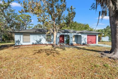 4511 Lakeshore Avenue, House other with 3 bedrooms, 2 bathrooms and null parking in Spring Hill FL | Image 2