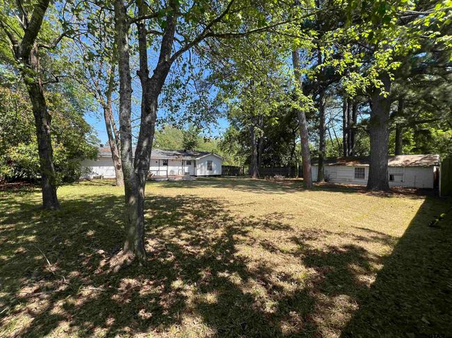 1107 N Hackberry Ave, House other with 3 bedrooms, 2 bathrooms and null parking in Gladewater TX | Image 31