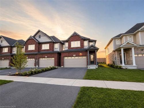 95 Bur Oak Dr, Thorold, ON, L2V0L8 | Card Image