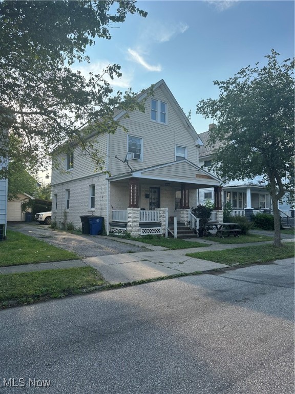 125th St, Cleveland, OH 44120