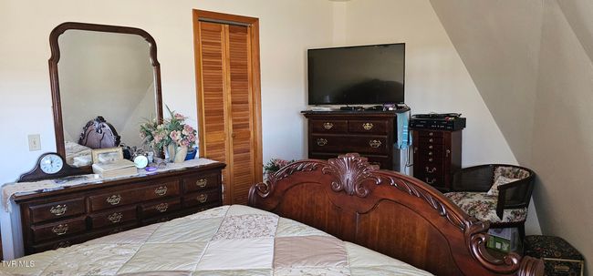 141 Clyde Ellis Dr, House other with 3 bedrooms, 2 bathrooms and null parking in Pennington Gap VA | Image 14
