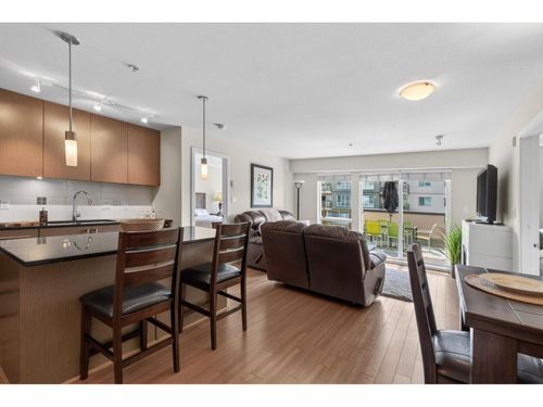 221-15745 Croydon Dr, Surrey, BC, V3Z2L5 | Card Image