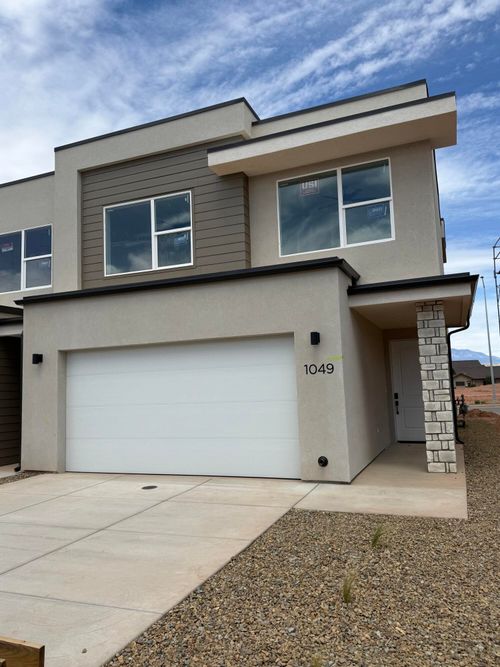1049 E Malibu Ln, Washington, UT, 84780-3875 | Card Image