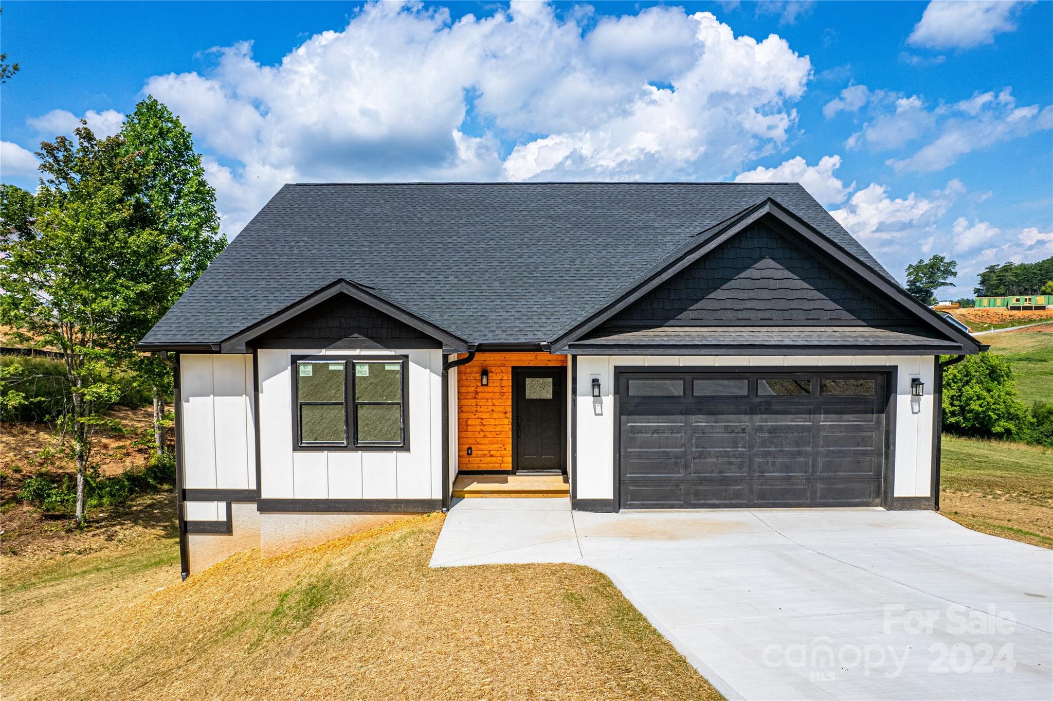 Morlin Acres Dr, Marshall, NC 28753