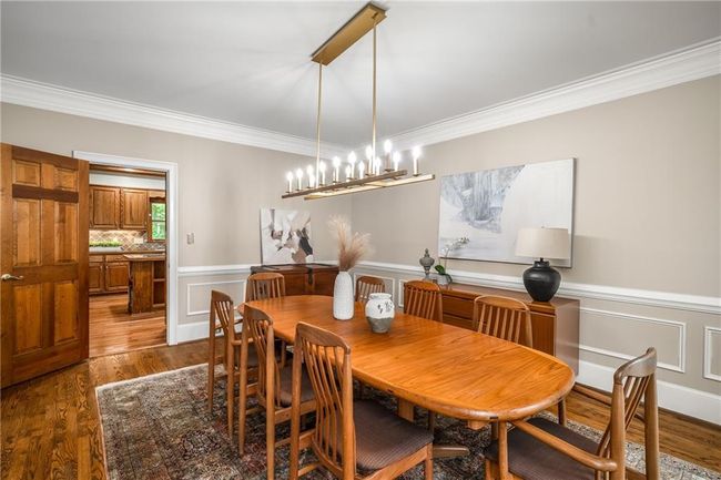 6040 Neely Farm Dr, House other with 5 bedrooms, 5 bathrooms and null parking in Peachtree Corners GA | Image 9