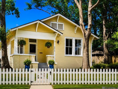 2015 Cherokee St, Baton Rouge, LA, 70806-6604 | Card Image