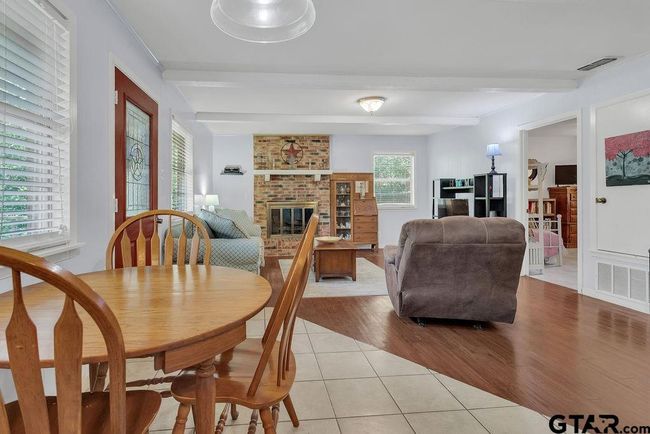 247 Hideaway Lane Central, House other with 2 bedrooms, 2 bathrooms and null parking in Hideaway TX | Image 9