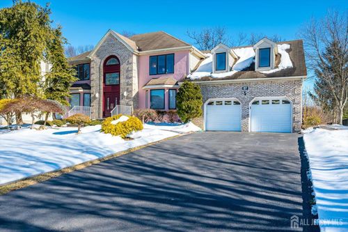 37 Jernee Dr, East Brunswick, NJ, 08816-5310 | Card Image