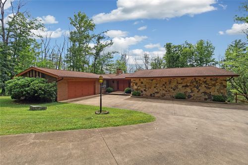 2618 Davis Rd, Corning, NY, 14830-9403 | Card Image