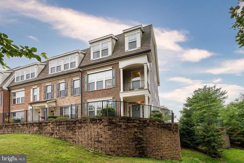 5951 Clapton Ct, Alexandria, VA, 22310-2682 | Card Image