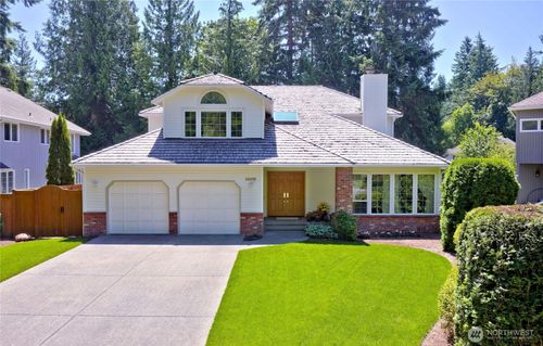 22019 Ne 26th Pl, Sammamish, WA, 98074-6444 | Card Image