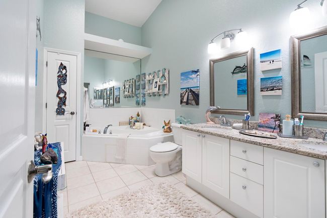 102 Brent Cir, Townhouse with 3 bedrooms, 3 bathrooms and null parking in OLDSMAR FL | Image 18