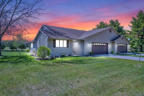 N483 20th Rd, NESHKORO, WI, 54960-6484 | Card Image