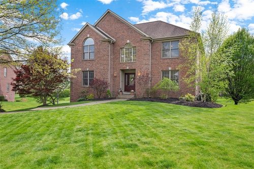 302 Castanea Dr, Cranberry Twp, PA, 16066-3768 | Card Image