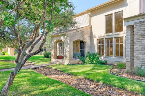 8111 Middle Ct, Austin, TX, 78759-8727 | Card Image