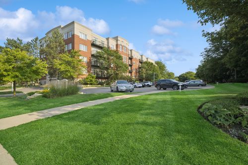 apt-405-820 Weidner Rd, Buffalo Grove, IL, 60089-4755 | Card Image